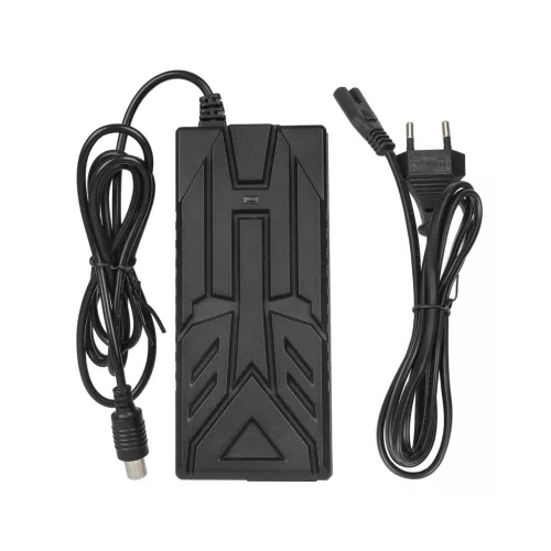 18V~42V 1.7A  Töltő Mi head(EU plug)CE FCC certified